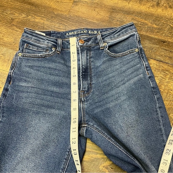 American Eagle Mom Jeans Womens 6 High Rise Stretch Blue Denim Distressed - Picture 3 of 10